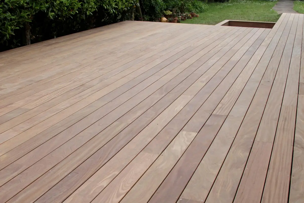 Terrasse bois exotique Fougères